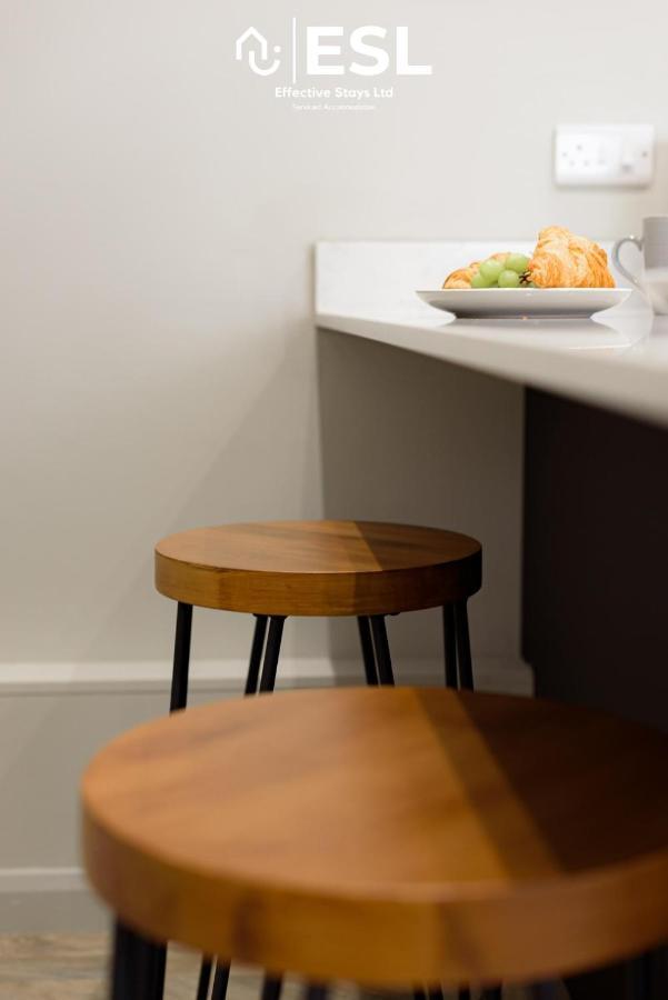 Comfy Modern 2 Bedroom Duplex Apartment With Sun Terrace Shrewsbury Esterno foto